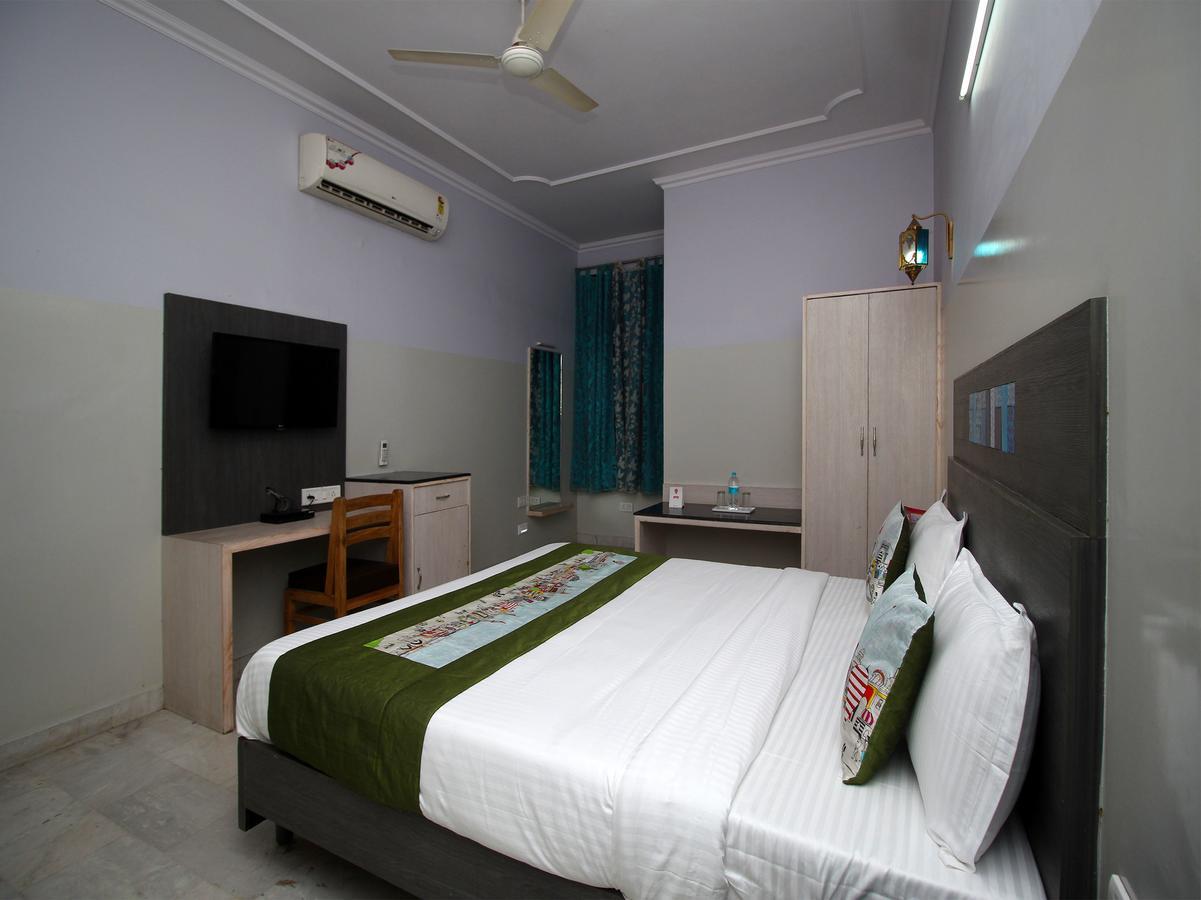 Oyo 1143 Hotel Rdb Palace Jaipur Ngoại thất bức ảnh